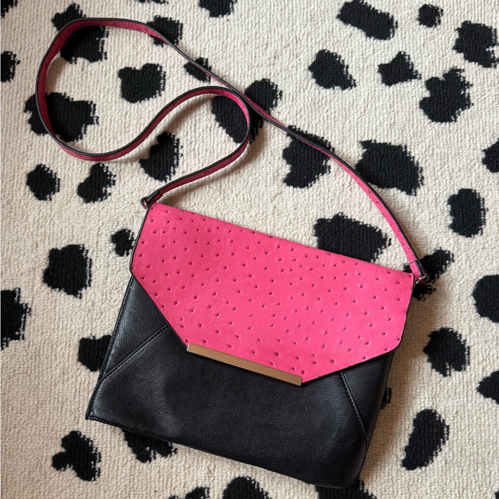 BLC Pink and Black Envelope Crossbody Purse